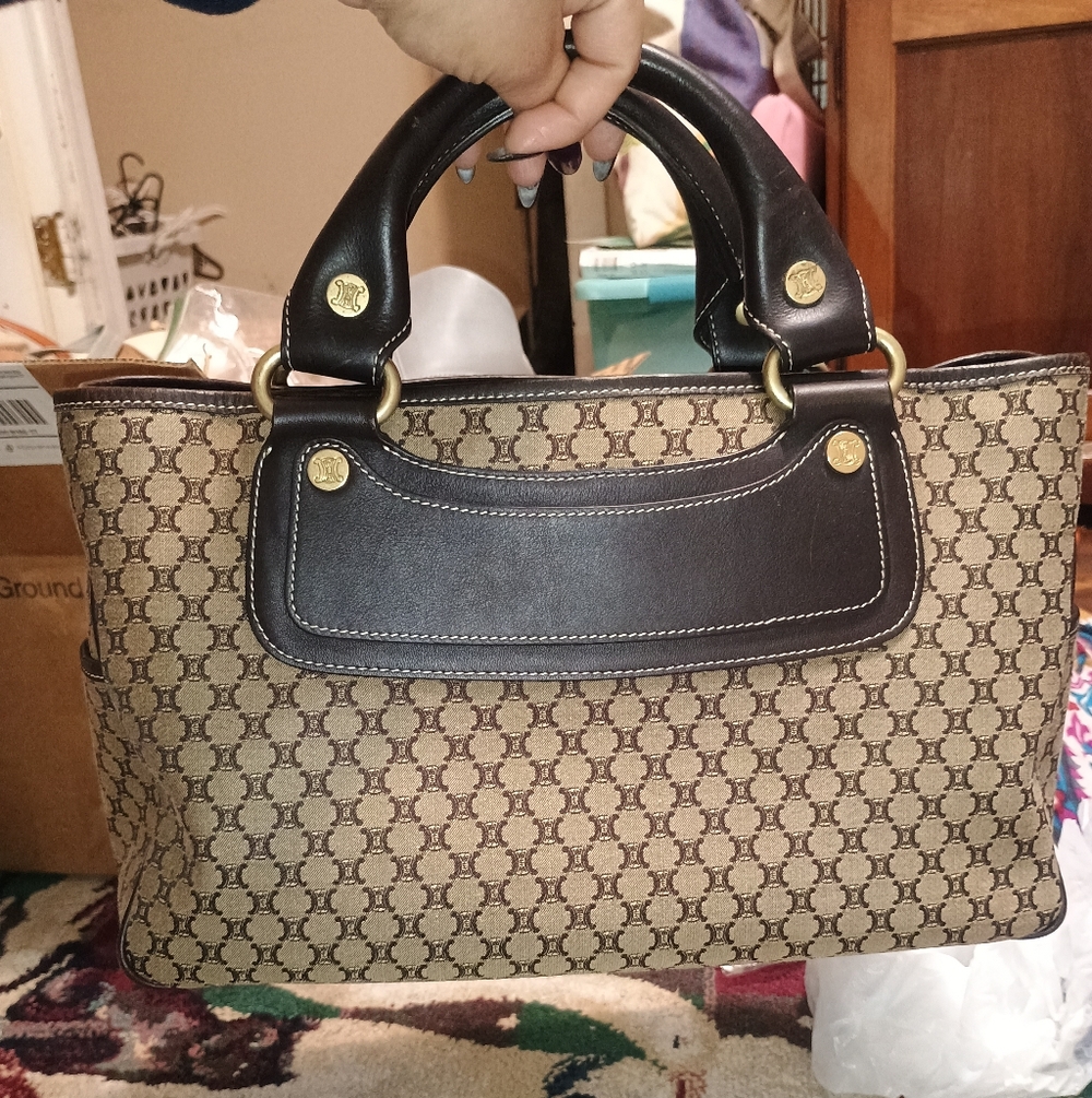 Excellent Condition Celine Macadam Canvas Boogie Handbag W/COA. - Picture 2 of 10
